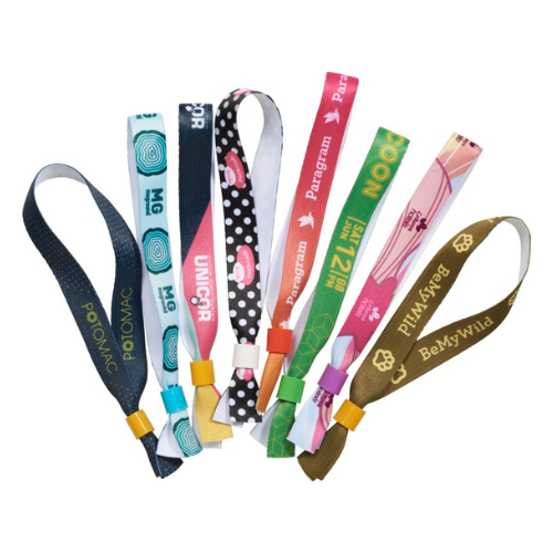 Bracelet plastique estival - Made in Europe