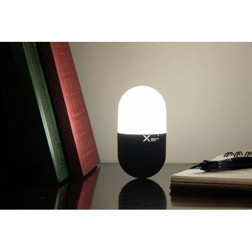 5-f11-mise-en-situation-bureau-lampe-desing-culbuto.zoom-id616-jan26.jpg