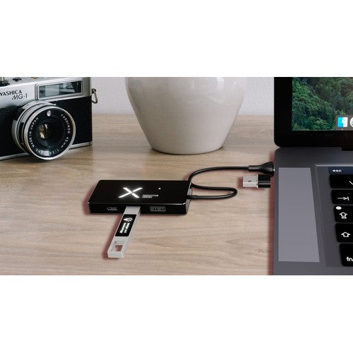 5-h20-hub-lumineux-usb-type-c-lifestyle.zoom-id616-sept25.jpg