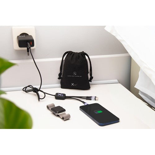 9-c55-set-adaptateur-65w-lifestyle.zoom-id616-jan26.jpg