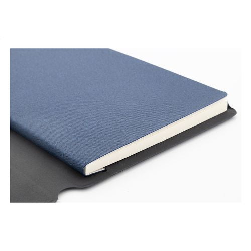 AP808222-06__CU2-id444-avril26.jpg
