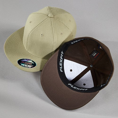 Casquette_Flexfit_lifestyle_MB6184_CYBER26.jpg