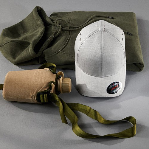Casquette_Flexfit_lifestyle_MB6187_CYBER26.jpg