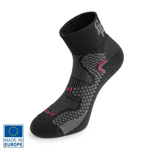 Chaussettes_de_sport_noir-rouge_D_CXS1830-011N_CYBER25.jpg