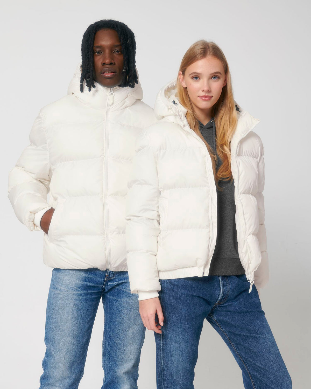 Off White - C018