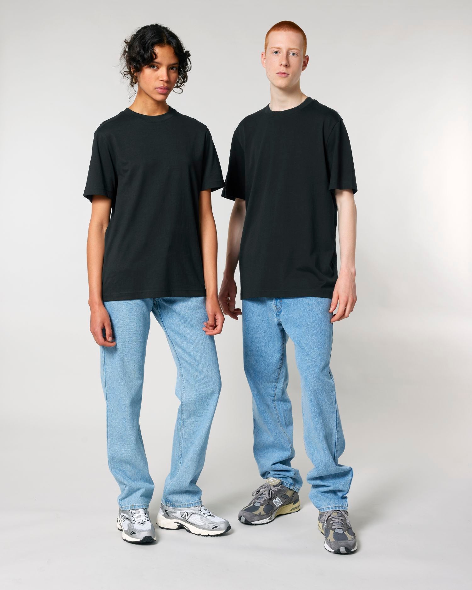 Black - C002