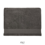 Gris foncé
