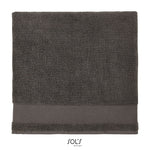 Gris foncé