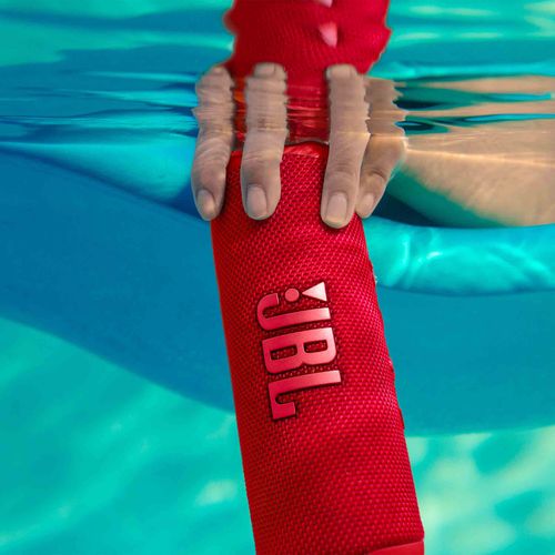 JBLFlip6-Red-11-id732-juin25.jpg