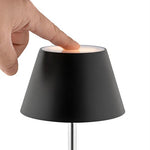 Lampe_de_bureau_noir_Devant_6327-00_CYBER25.jpg
