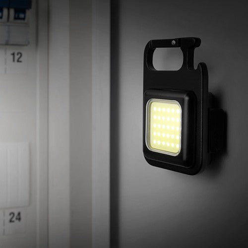 Lampe_securite___600-00_CYBER26.jpg