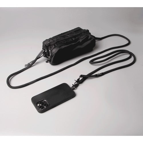 MASTER-Phone-Accessories-BND999_Strap-Interchange_Motion-CHILI-26.jpg