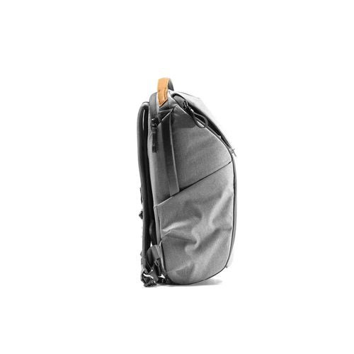 PD-Everyday-Backpack-20L-Ash-5-id732-juin25.jpg