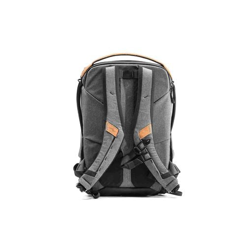 PD-Everyday-Backpack-20L-Charcoal-4-id732-juin25.jpg
