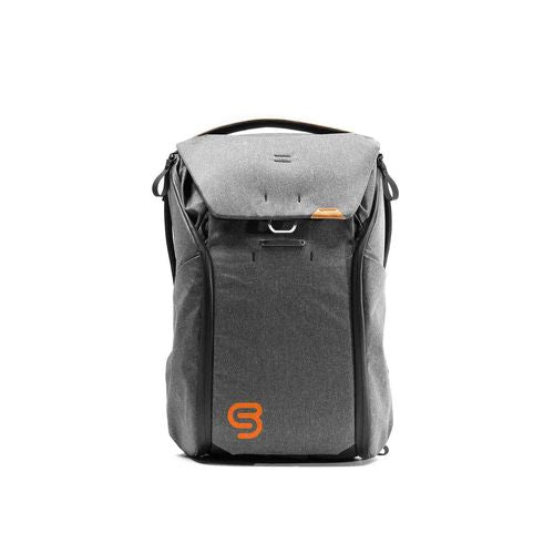 PD-Everyday-Backpack-30L-Charcoal-2-id732-juin25.jpg