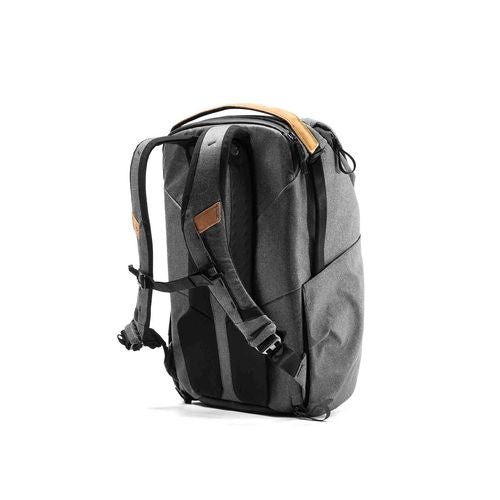 PD-Everyday-Backpack-30L-Charcoal-4-id732-juin25.jpg