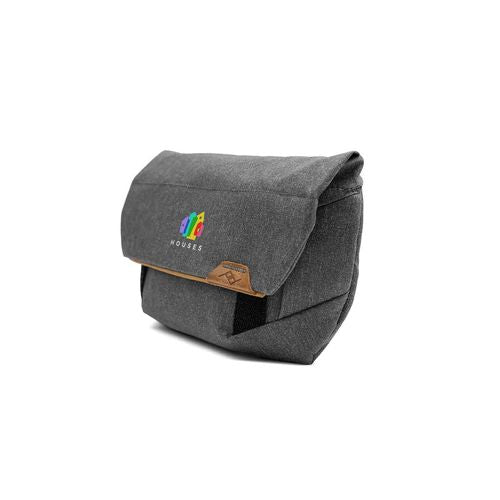 PD-FieldPouch-Charcoal-4-id732-juin25.jpg