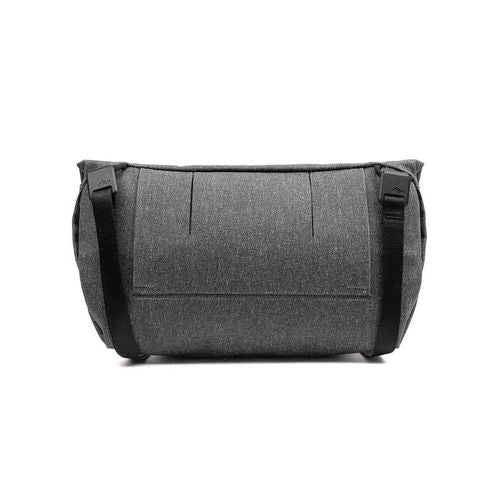PD-FieldPouch-Charcoal-8-id732-juin25.jpg