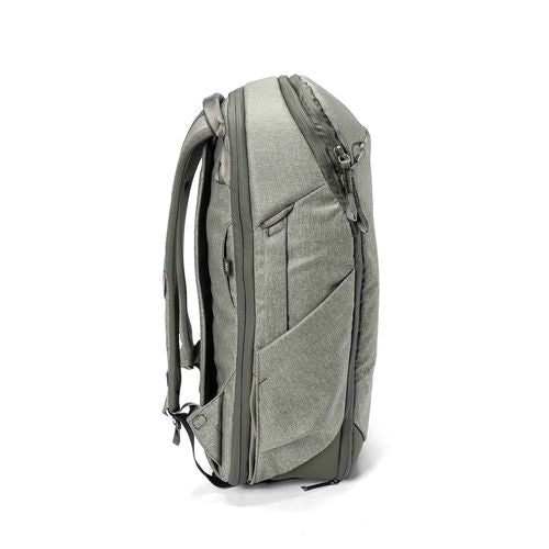 PD-Travel-Backpack-30L-Sage-3-id732-juin25.jpg