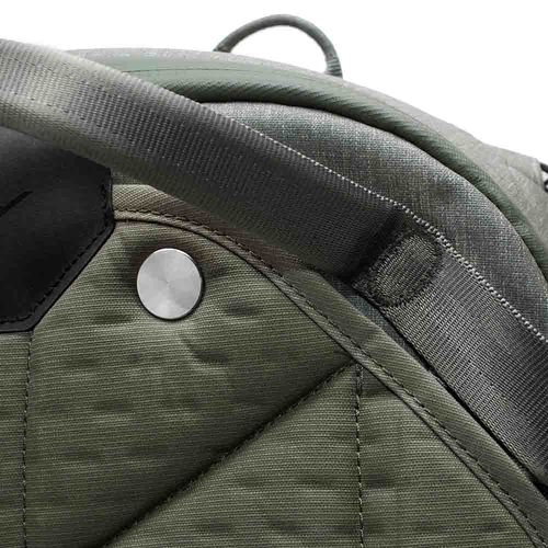 PD-Travel-Backpack-45L-Sage-4-id732-juin25.jpg