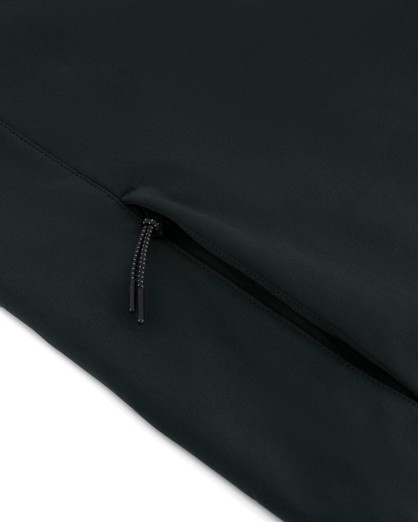 Black - C002