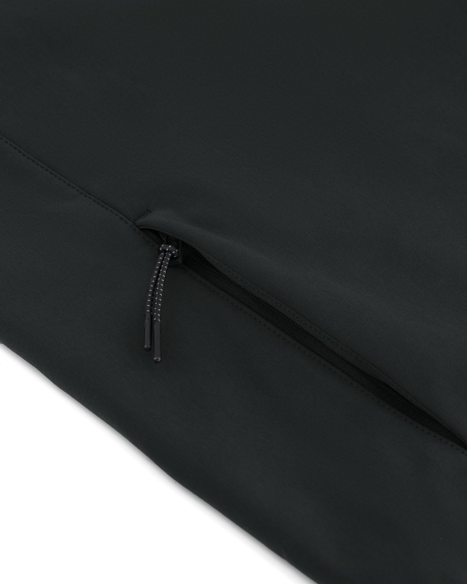 Black - C002