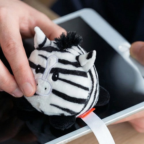 Peluche_zebre_MBW___M160470_CYBER26.jpg