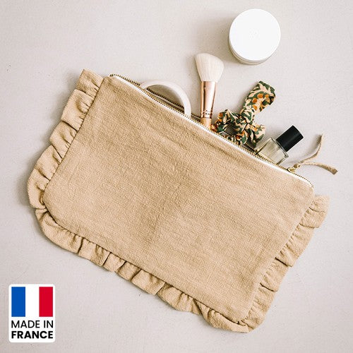 Pochette_a_volant_sable_naturel_Devant_PR004_CYBER25.jpg