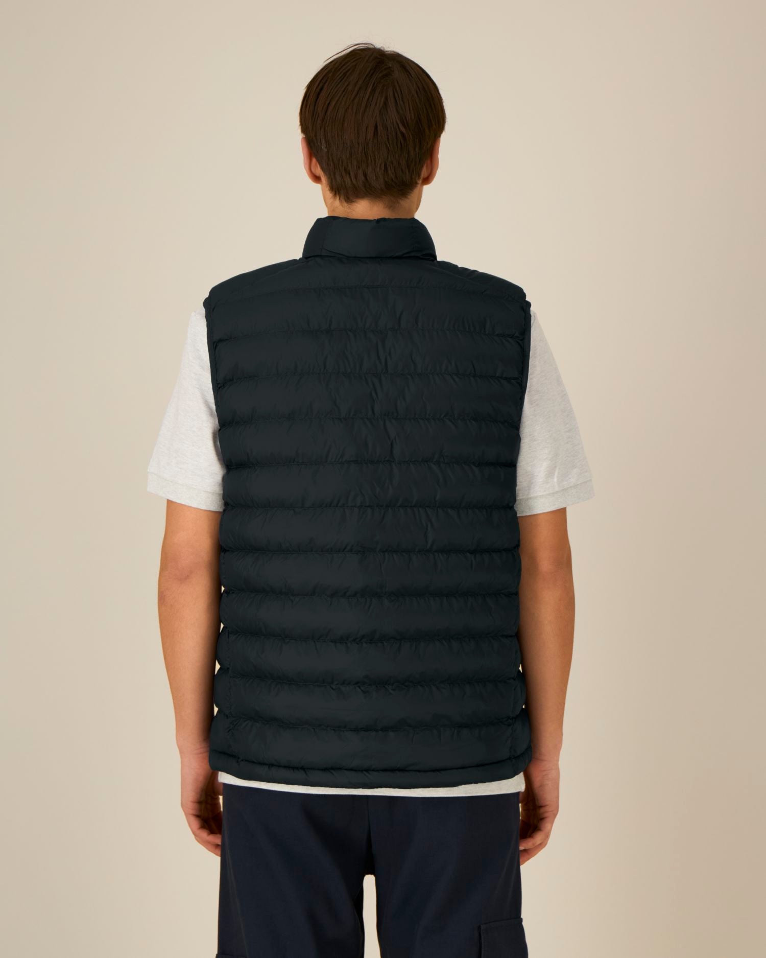 Black - C002