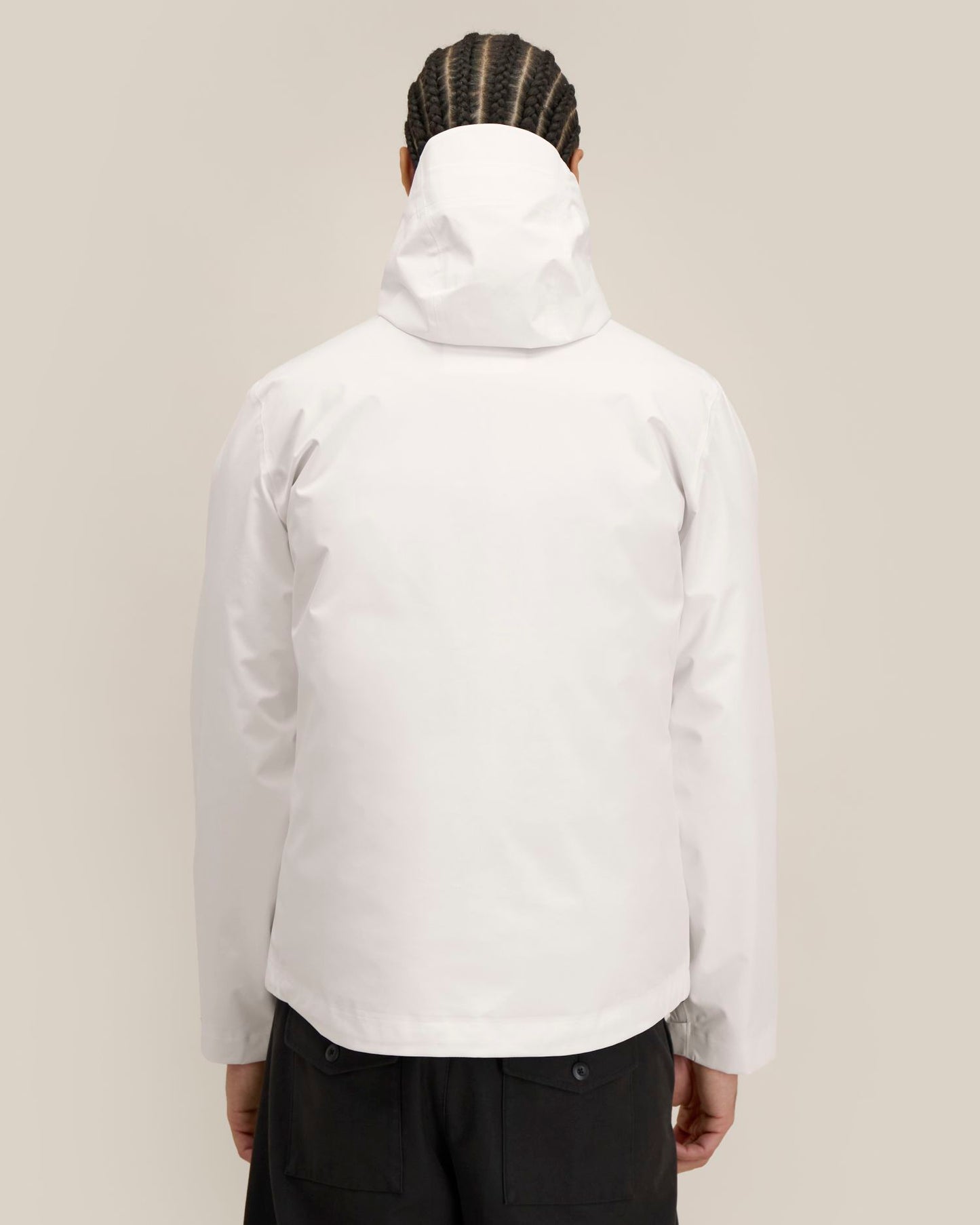 Off White - C018