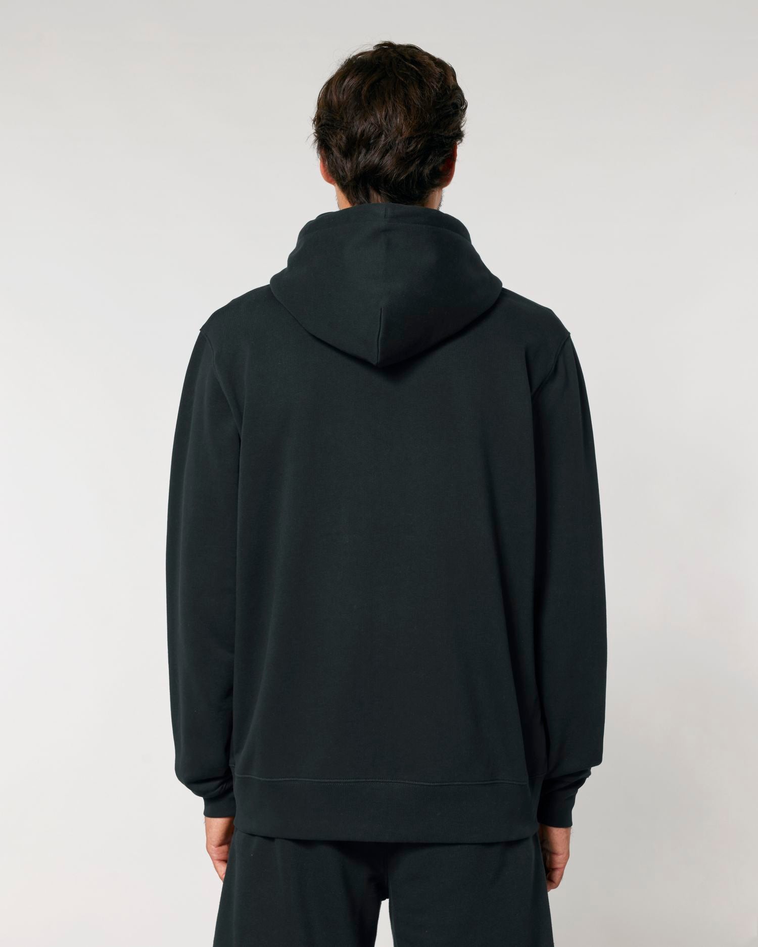 Black - C002