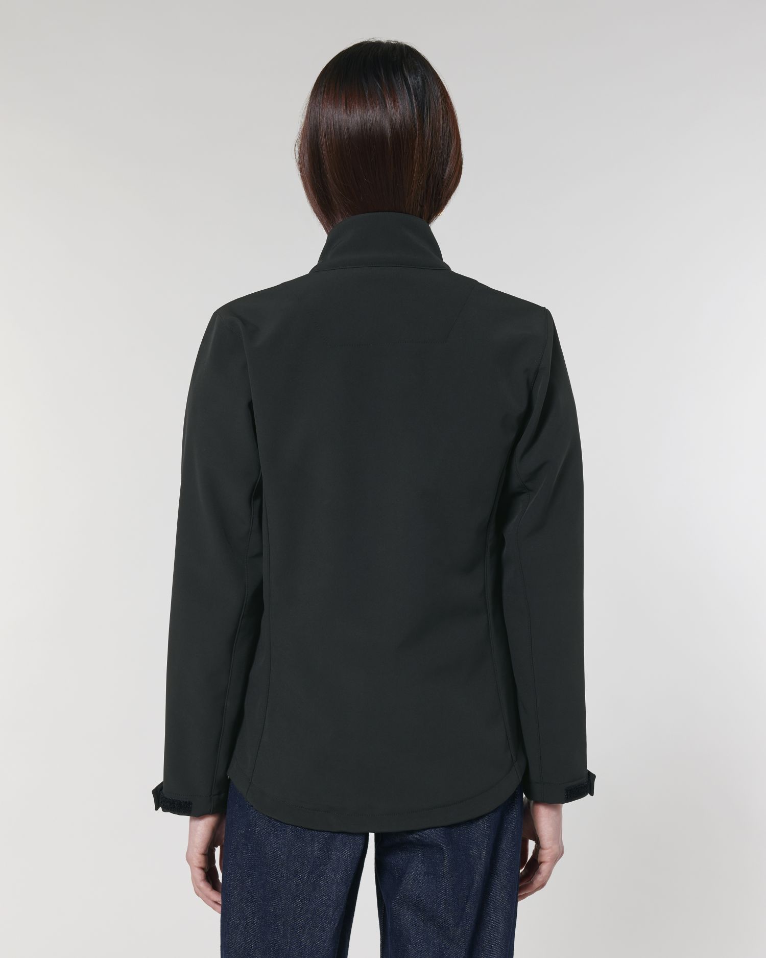 Black - C002