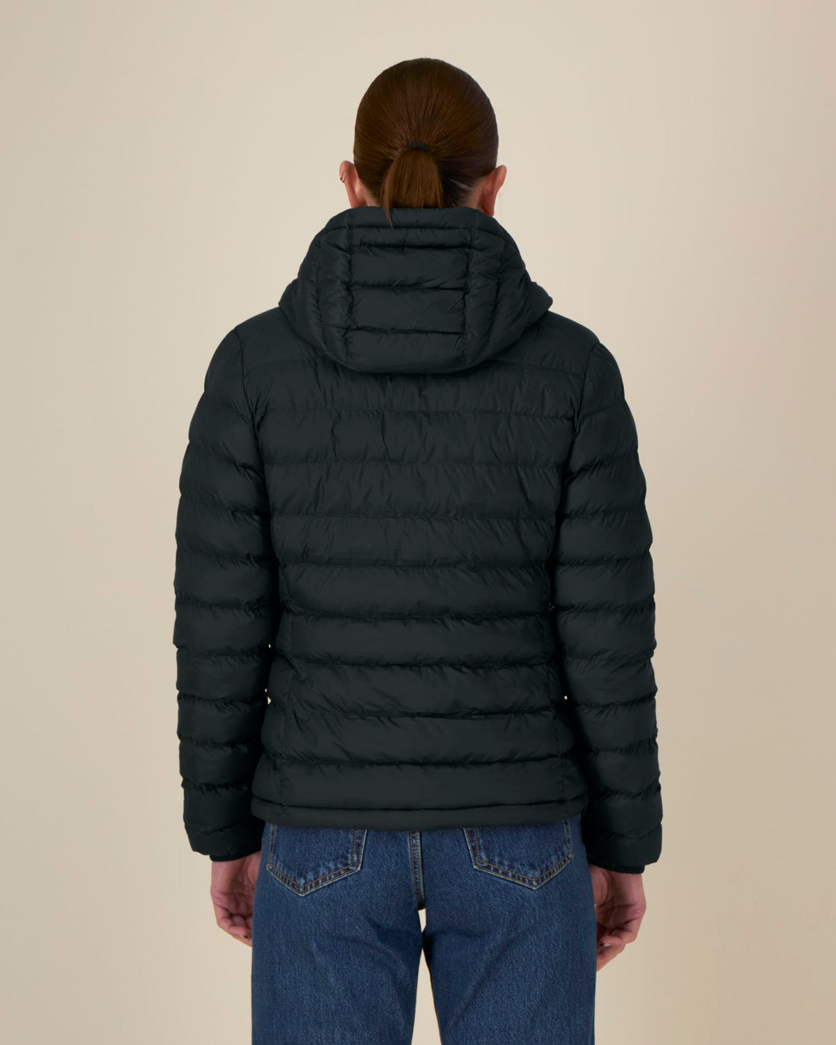 Black - C002