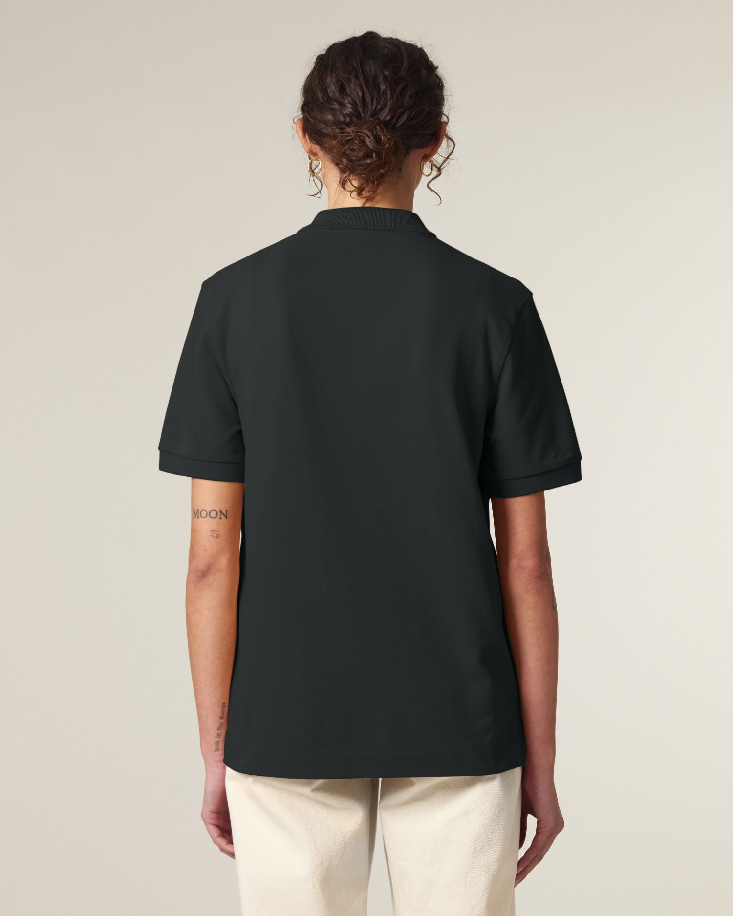 Black - C002