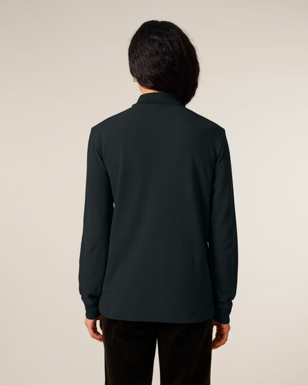 Black - C002