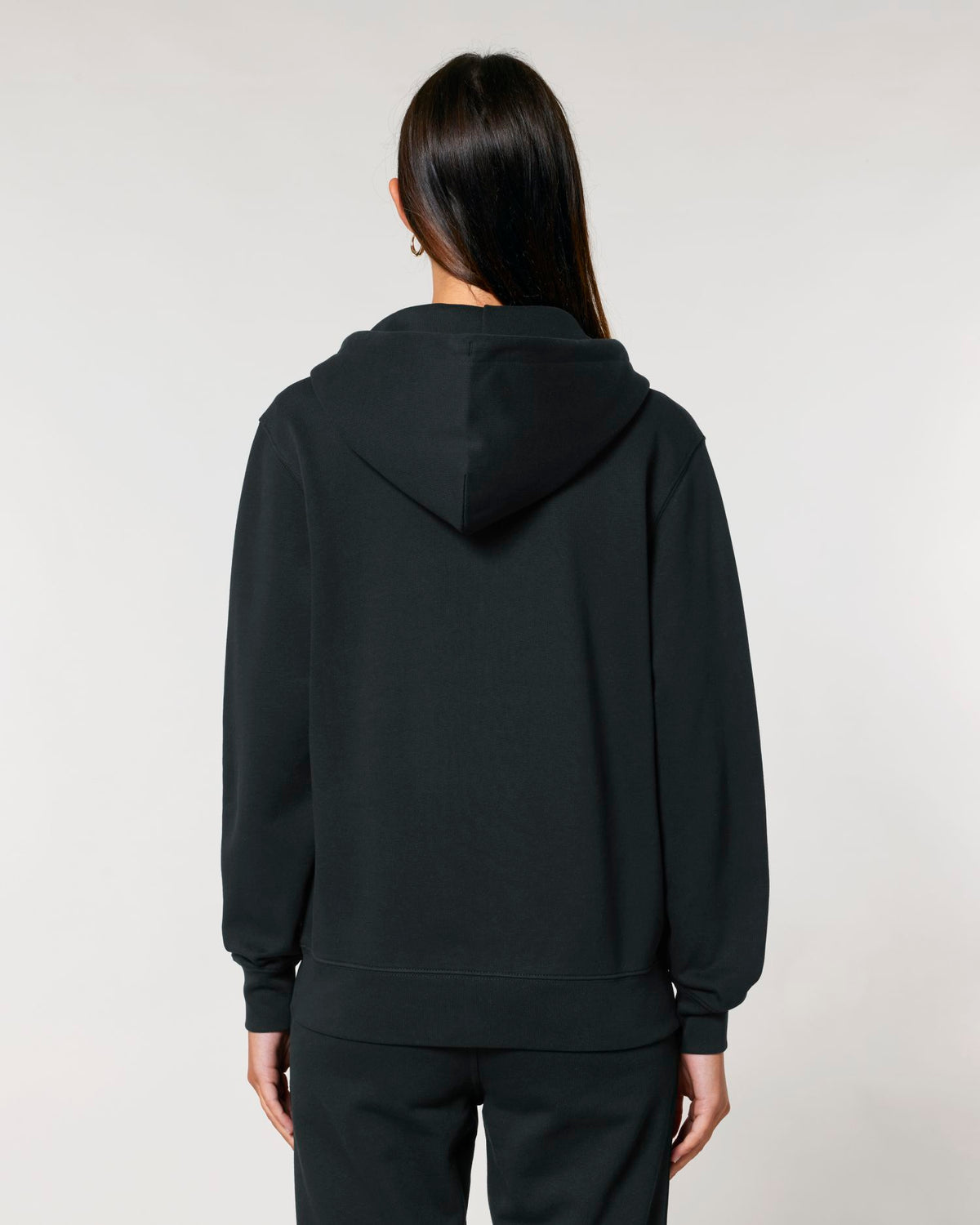 Black - C002