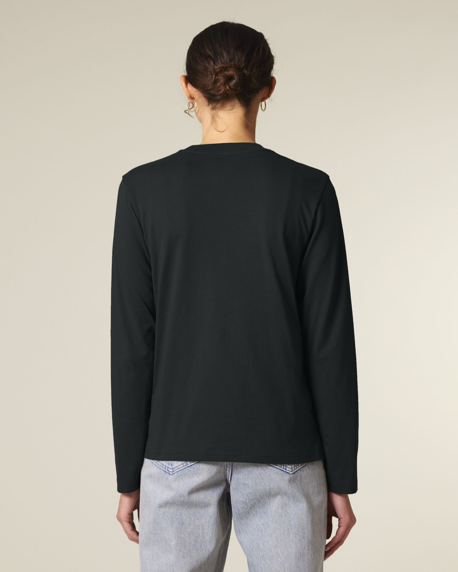 Black - C002