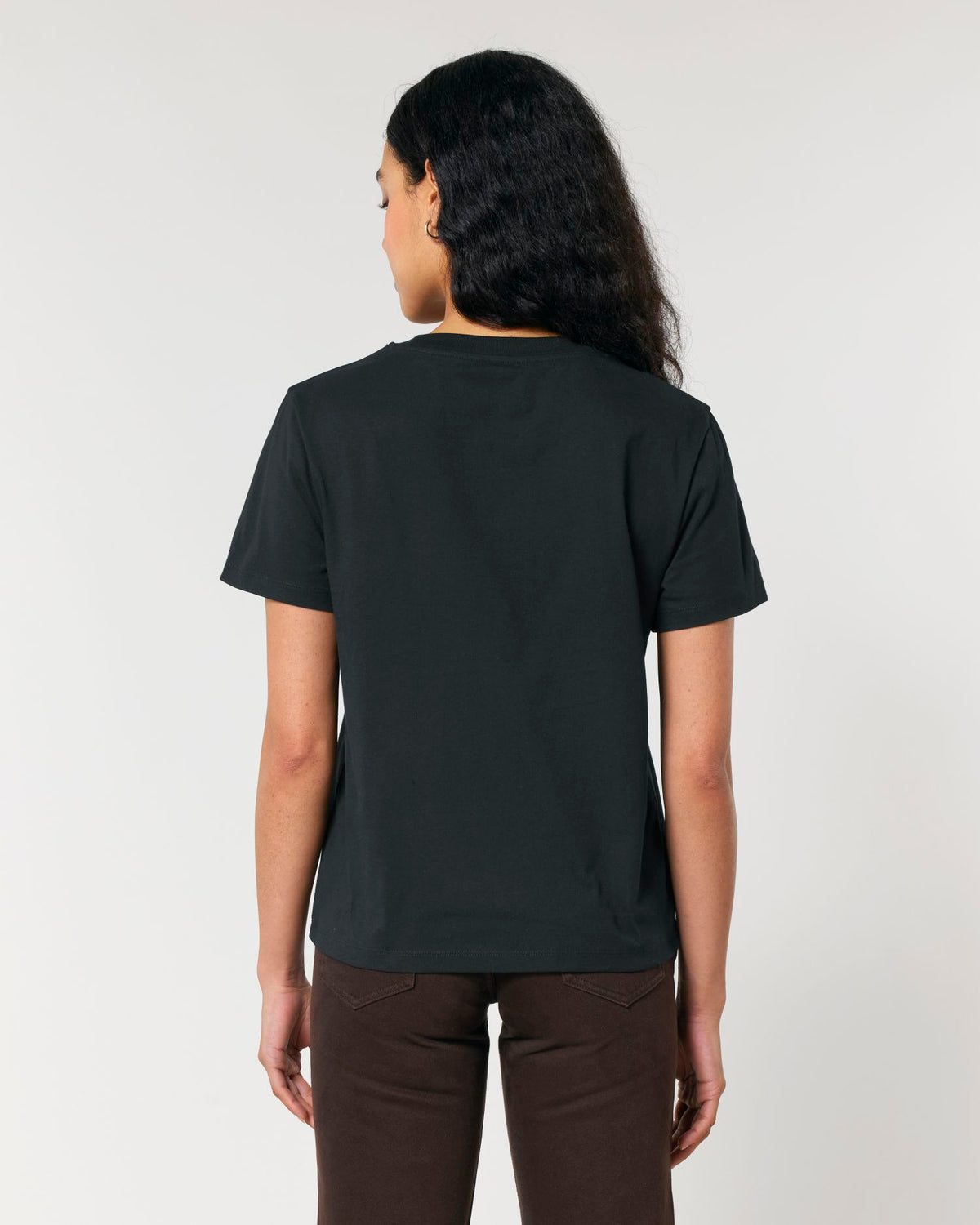 Black - C002