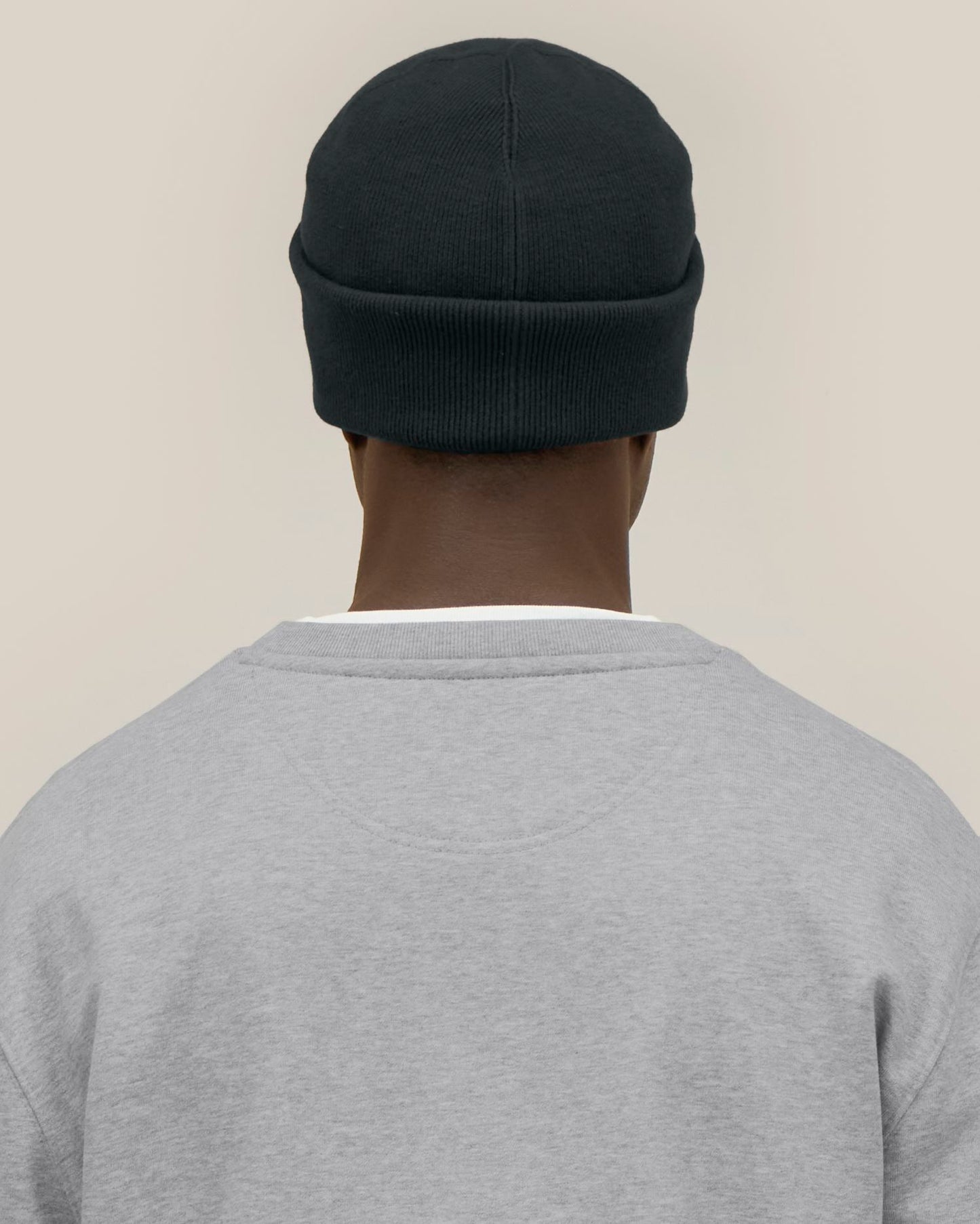 Black - C002