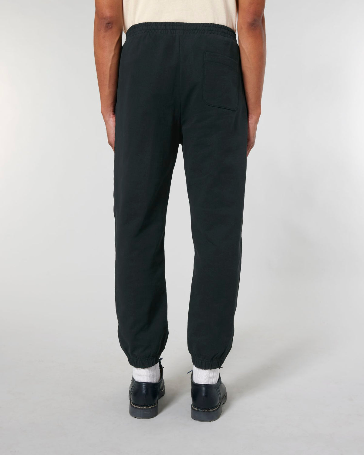 Black - C002