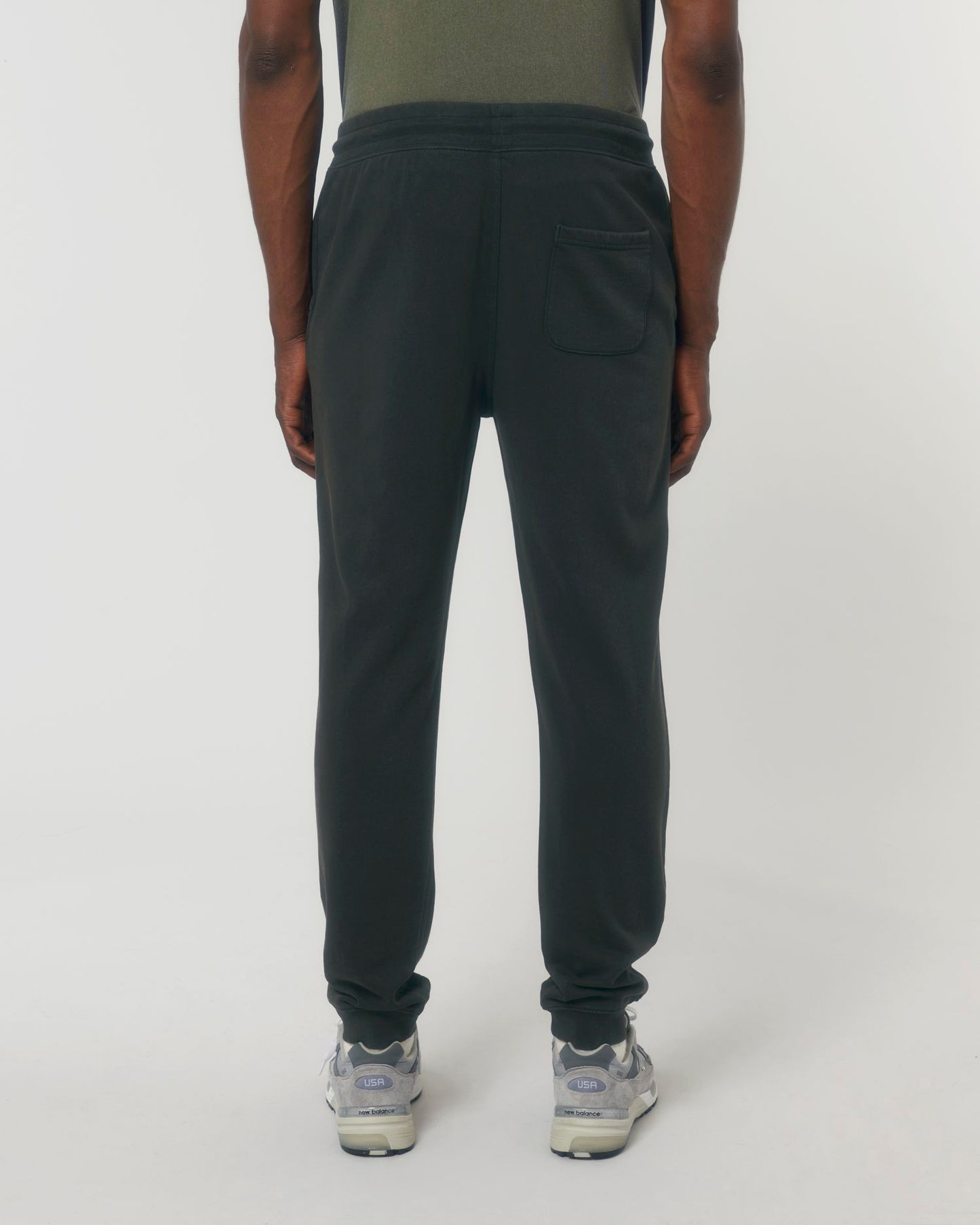 G. Dyed Black Rock - C140