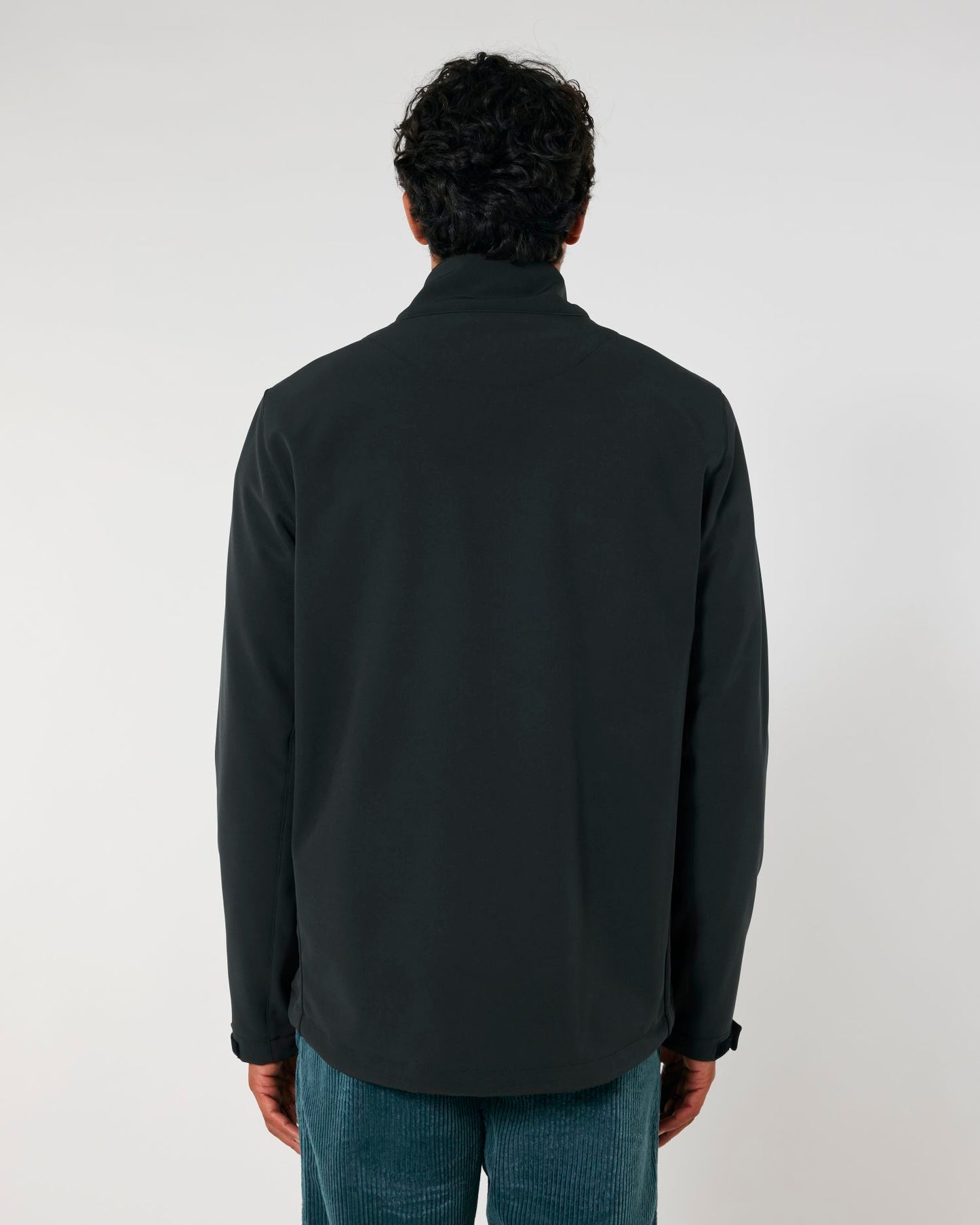 Black - C002