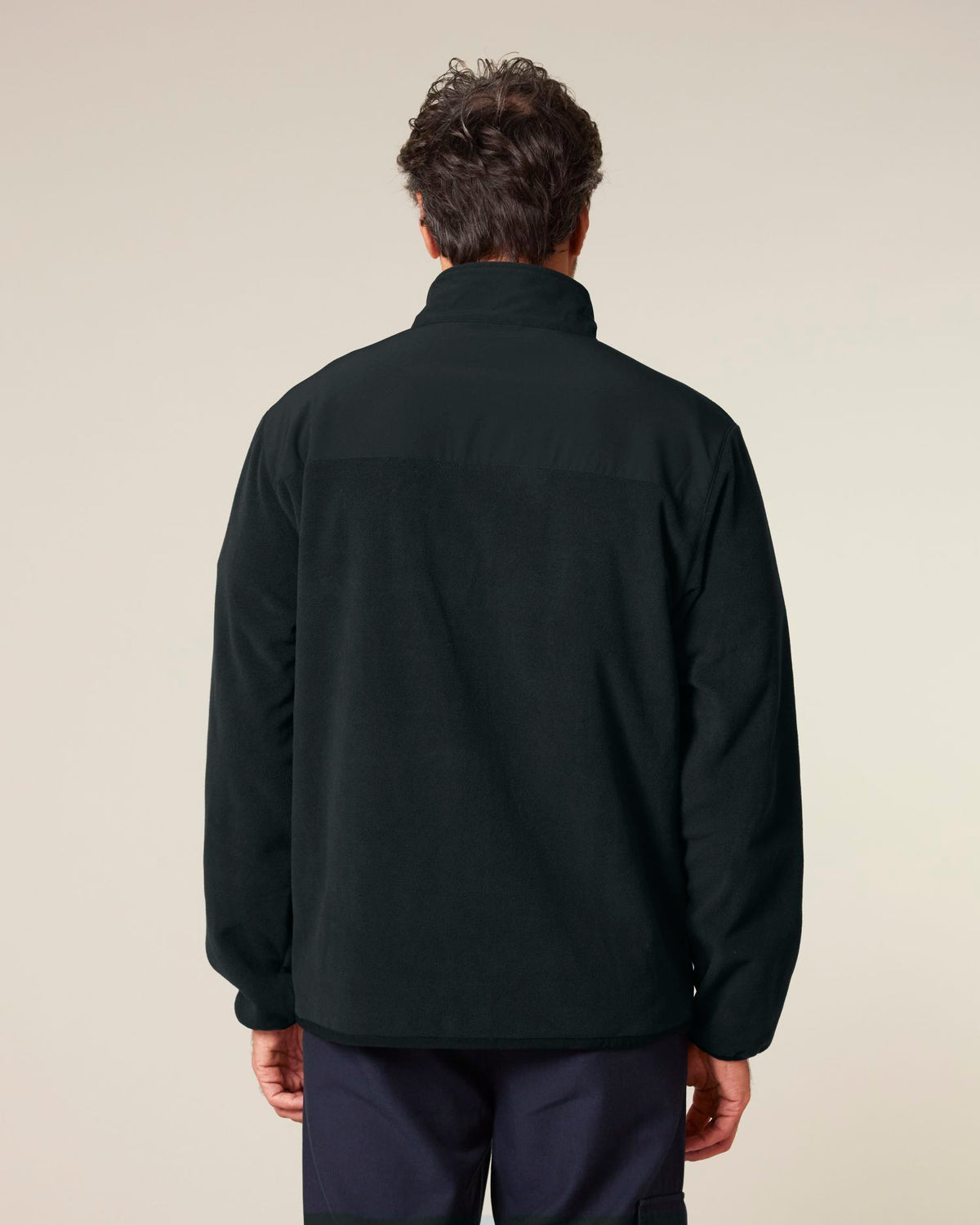Black - C002