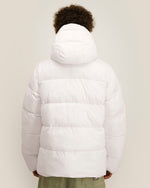 Off White - C018