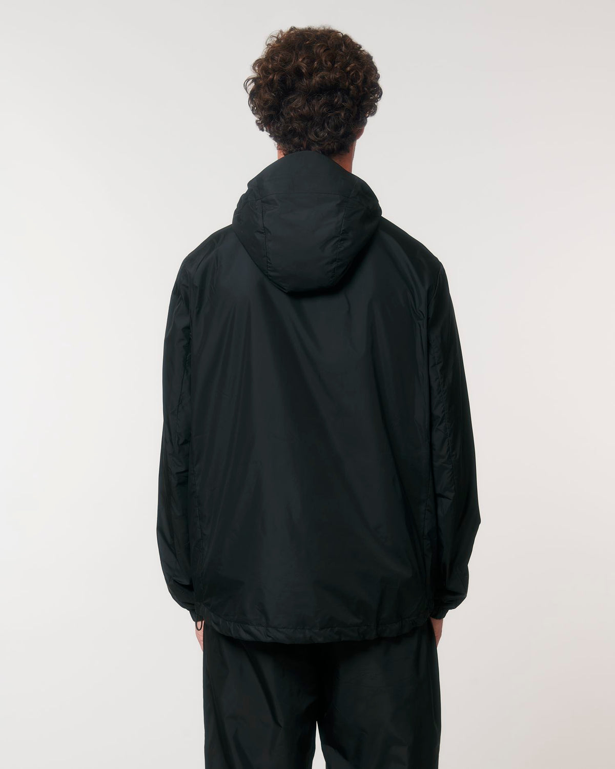 Black - C002