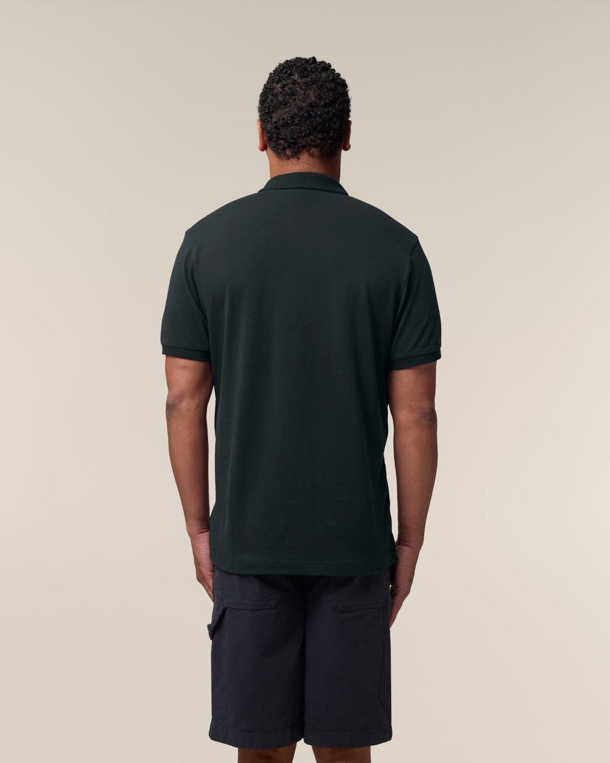 Black - C002