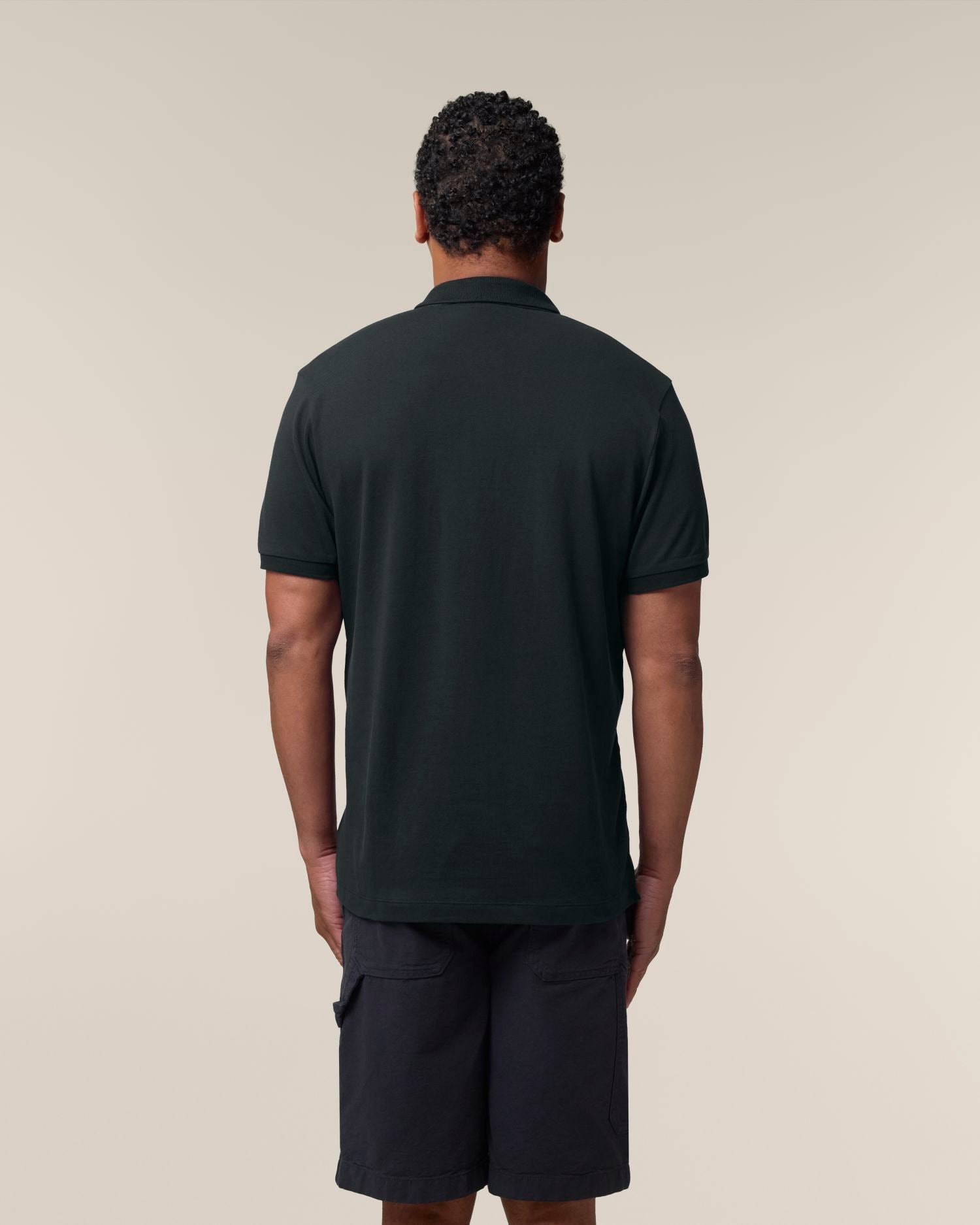 Black - C002