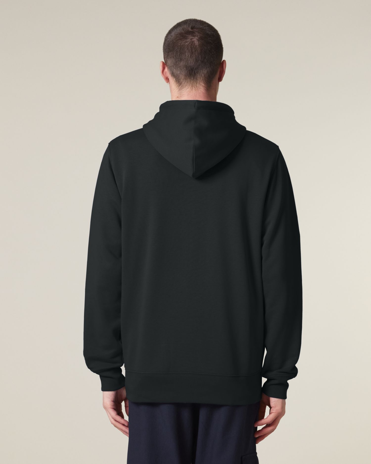 Black - C002