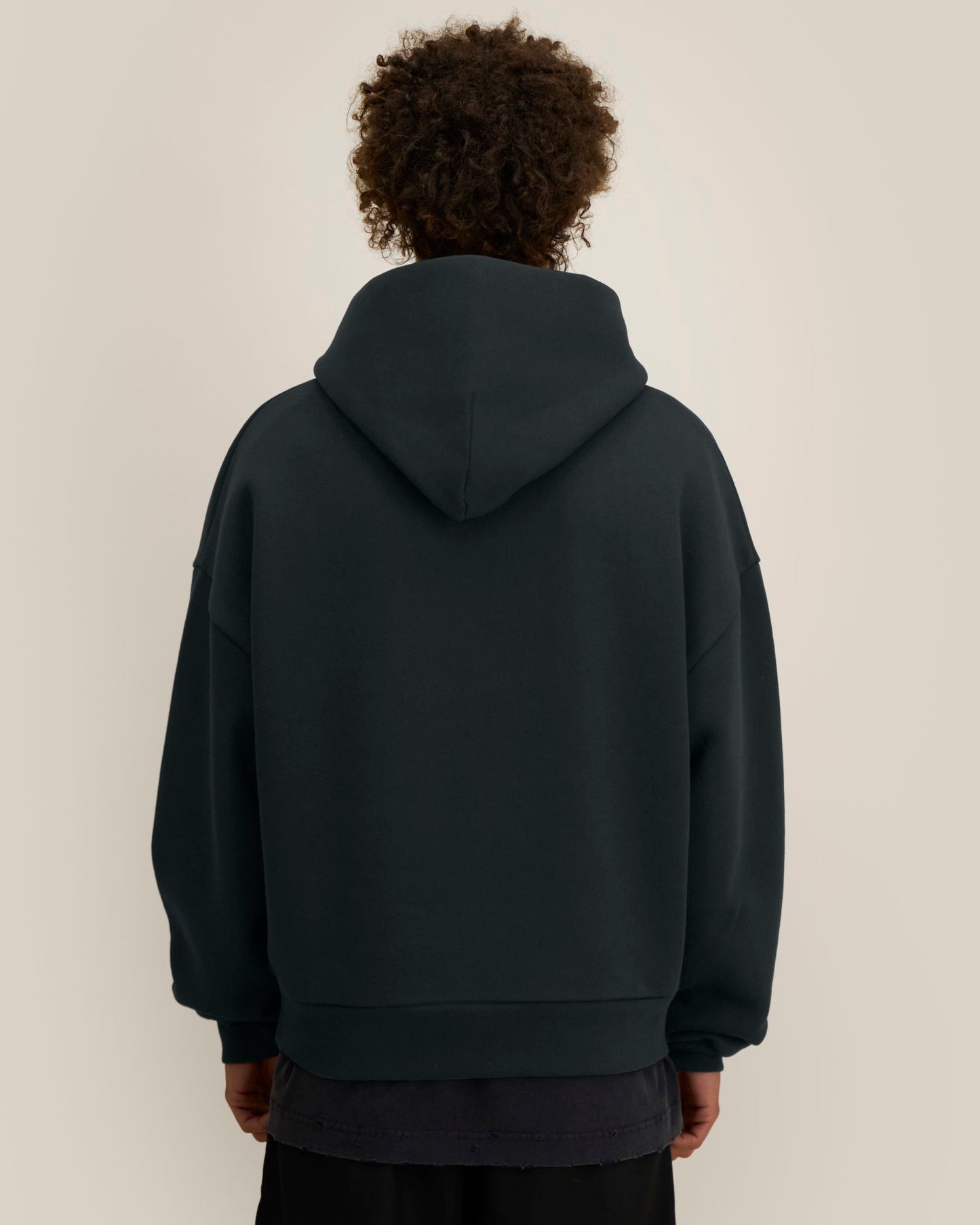Black - C002