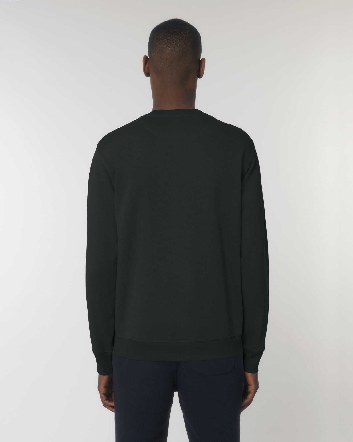 Black - C002